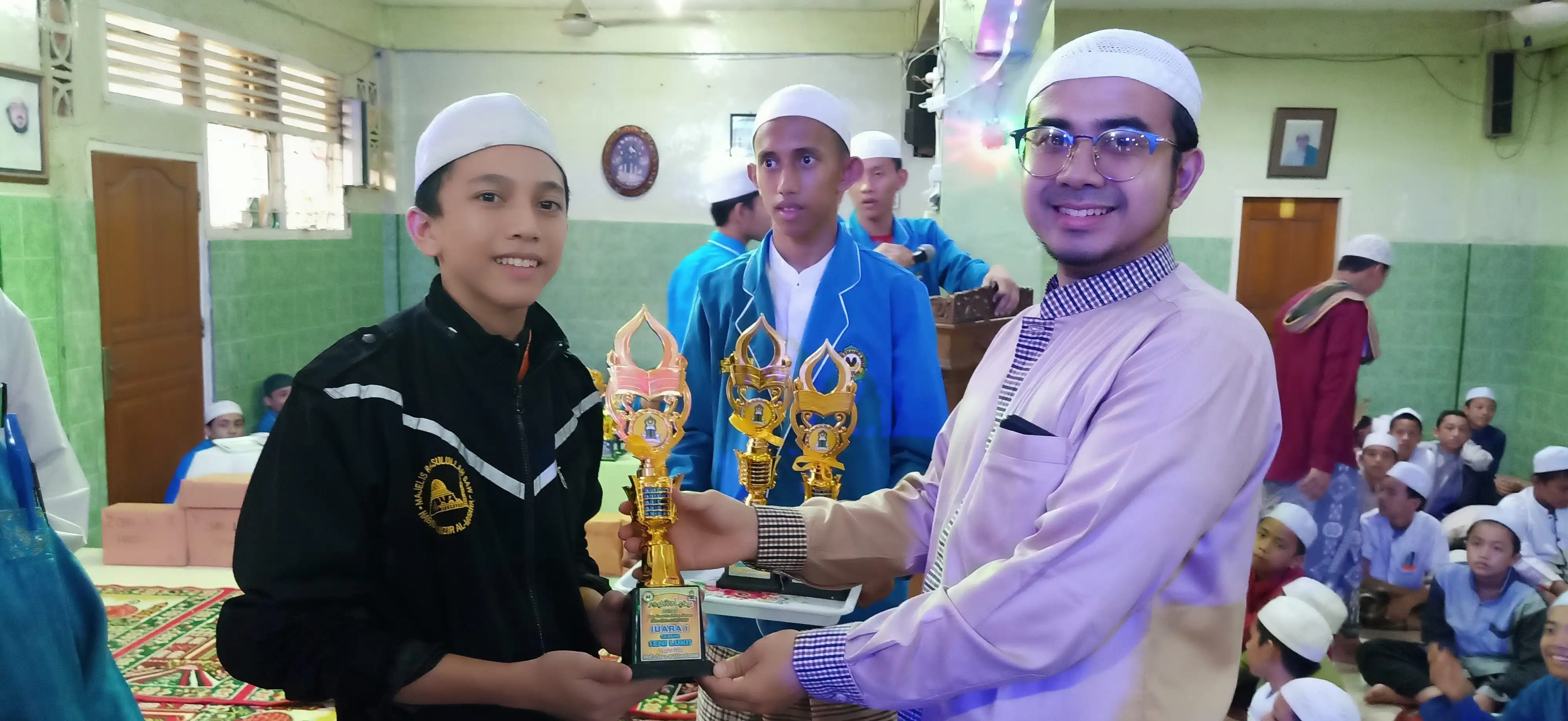 Pembagian Hadiah 79
